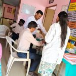 औचक निरीक्षण के दौरान गंभीर लापरवाही पर नाराज हुए अधिकारी